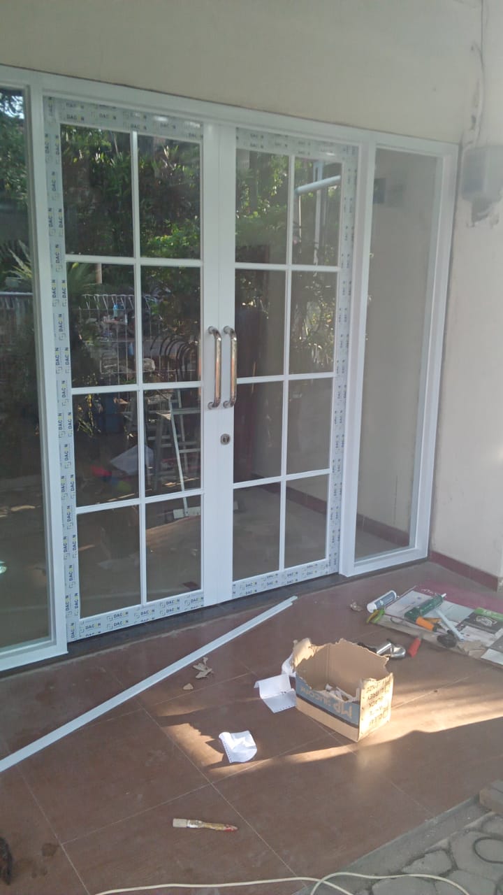 harga kusen aluminium