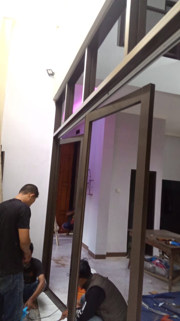 Pintu Aluminium Kamar Mandi Anti Air